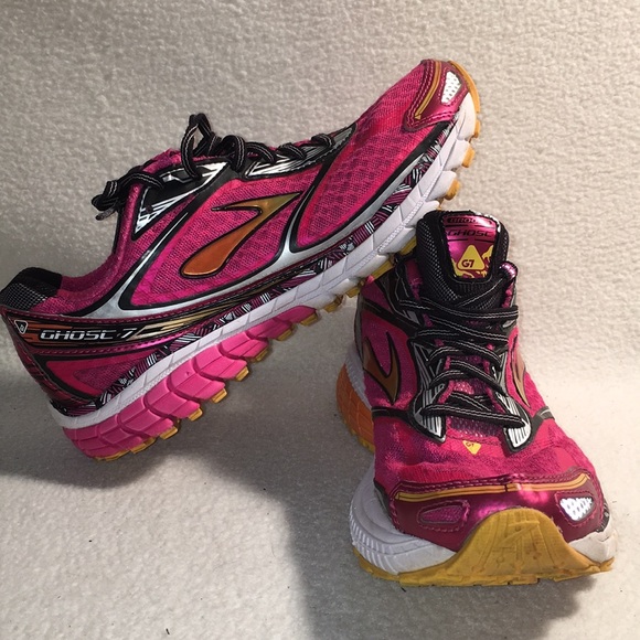 brooks ghost 7 pink